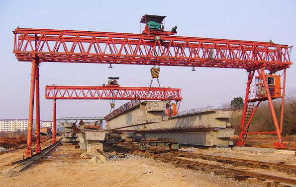 龍門吊怎么進(jìn)行防腐處理？龍門吊平時怎么防止金屬部件氧化？