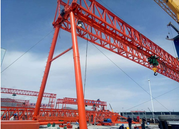 龍門吊起重機操作證持有者在什么情況下需要重新認證?