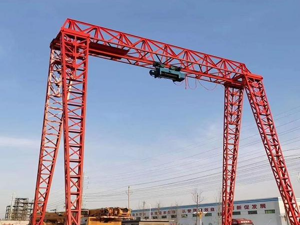 如何評估龍門吊作業(yè)現(xiàn)場的安全風(fēng)險？